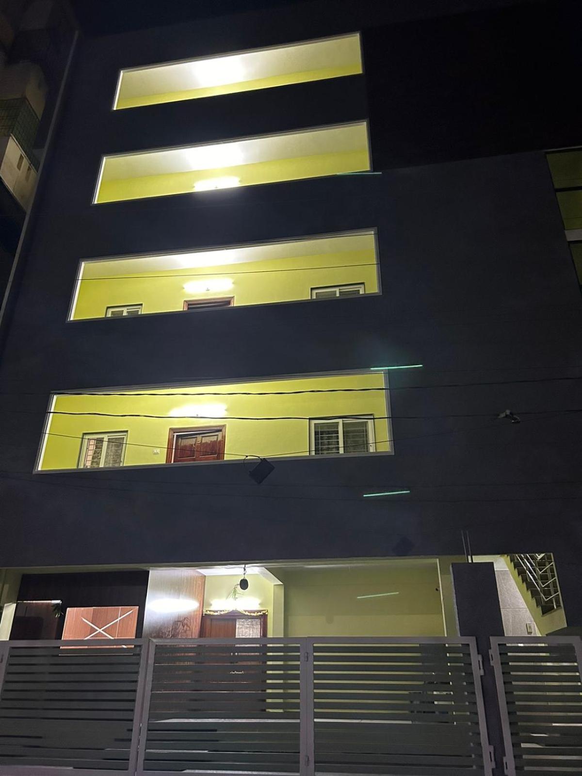 Y Stay Homestay Tirupati Bagian luar foto