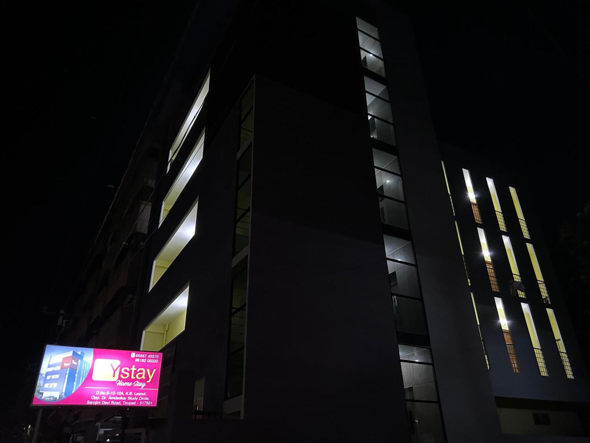Y Stay Homestay Tirupati Bagian luar foto